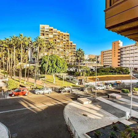 Two Bedroom With Wifi, Close To The Beach, In Playa De Americas Апартаменти *